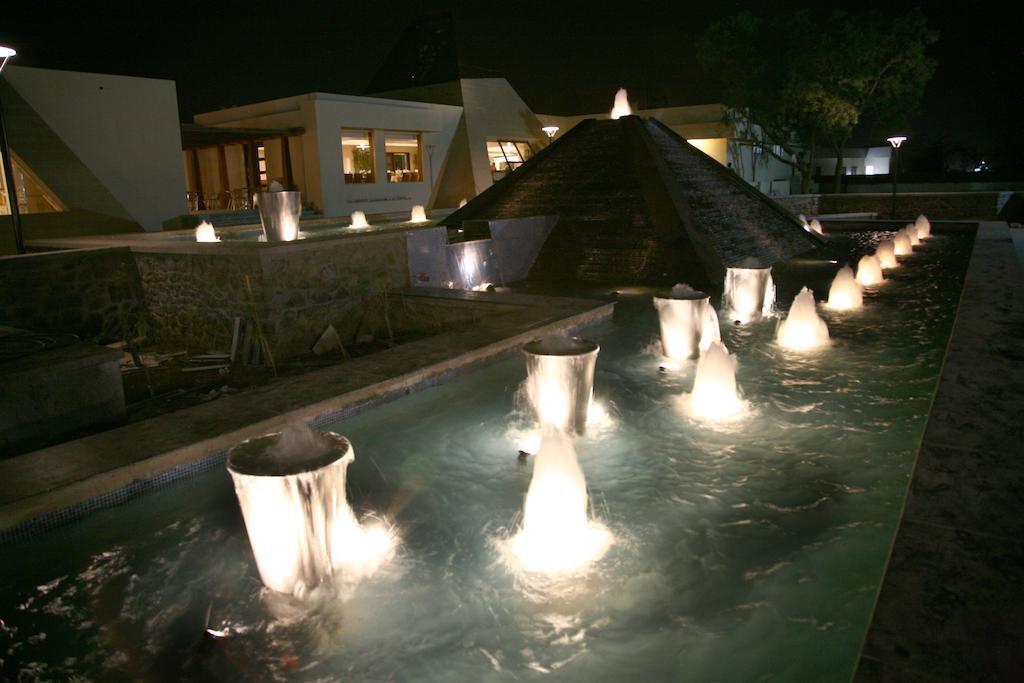 Sentosa Resorts & Water Park Chinchvad Esterno foto
